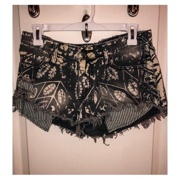 Free People Brown Acid Washed Jean Shorts. - Picture 3 of 5